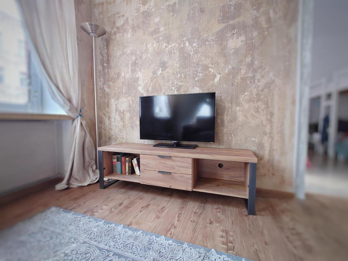 Flat In Neo Country Style Aus Gruenderzeit Bis 6 Person Leipzig Exterior foto