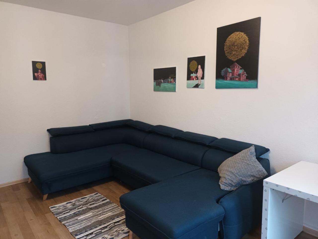 Flat In Neo Country Style Aus Gruenderzeit Bis 6 Person Leipzig Exterior foto