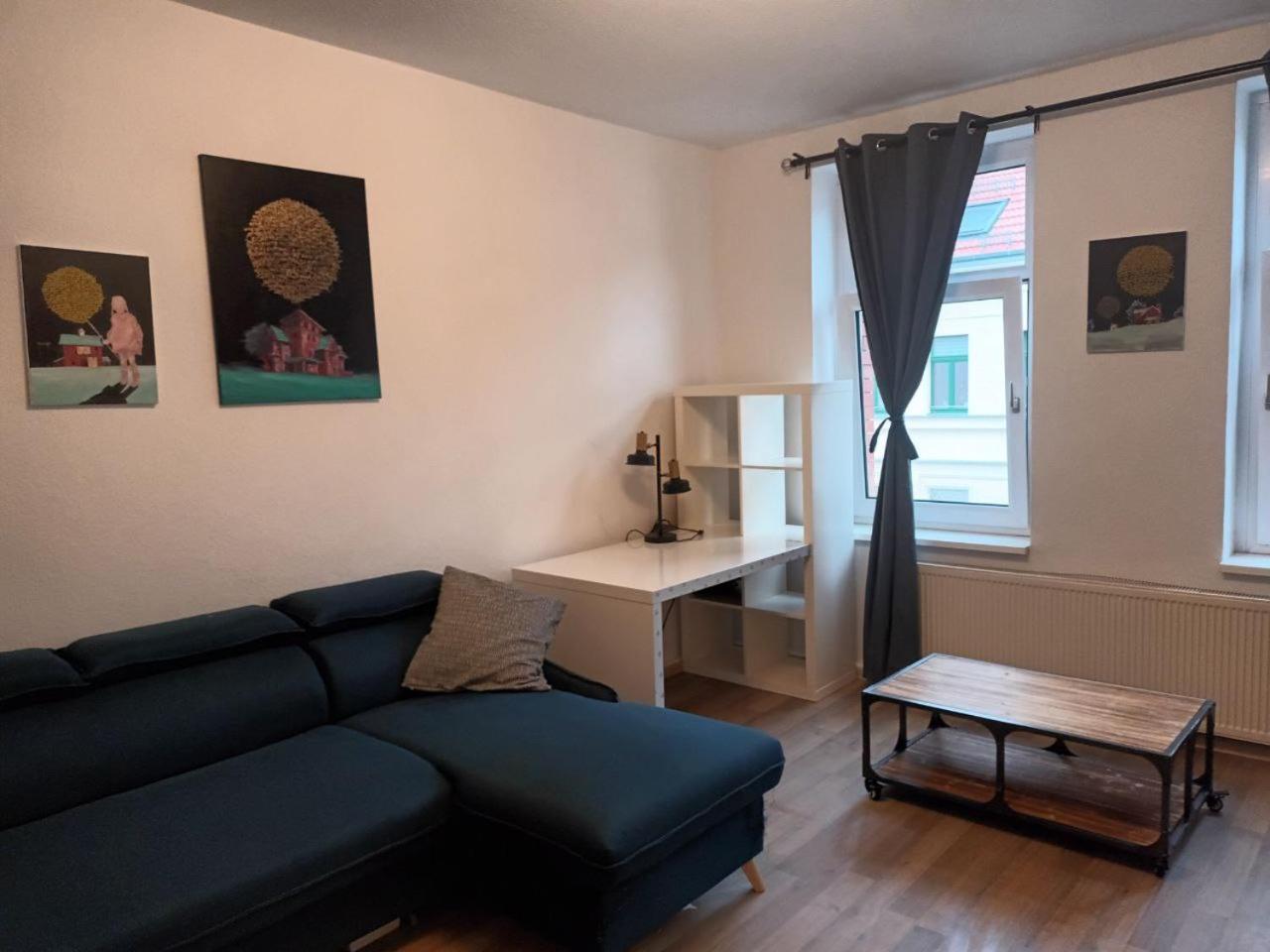 Flat In Neo Country Style Aus Gruenderzeit Bis 6 Person Leipzig Exterior foto