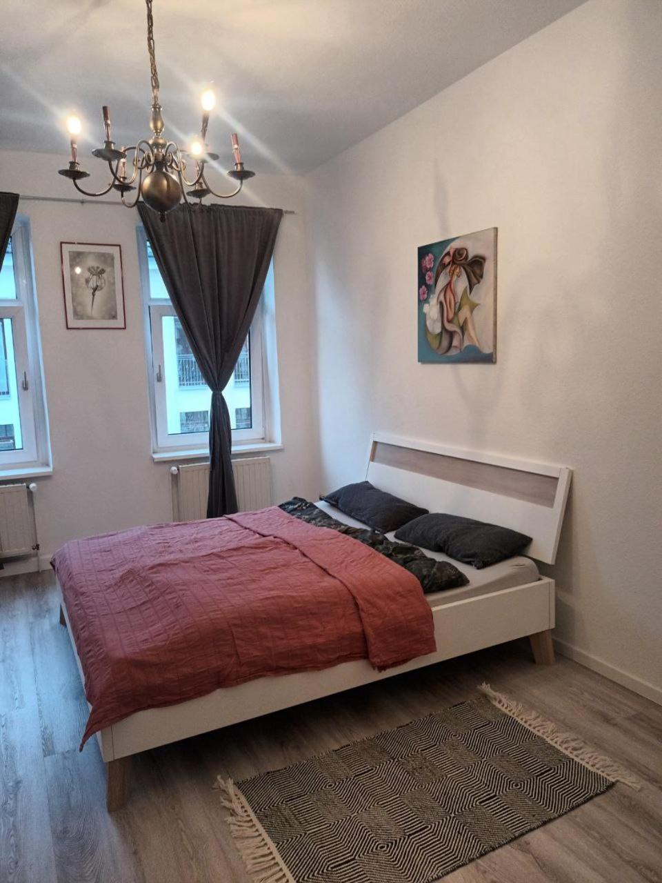 Flat In Neo Country Style Aus Gruenderzeit Bis 6 Person Leipzig Exterior foto